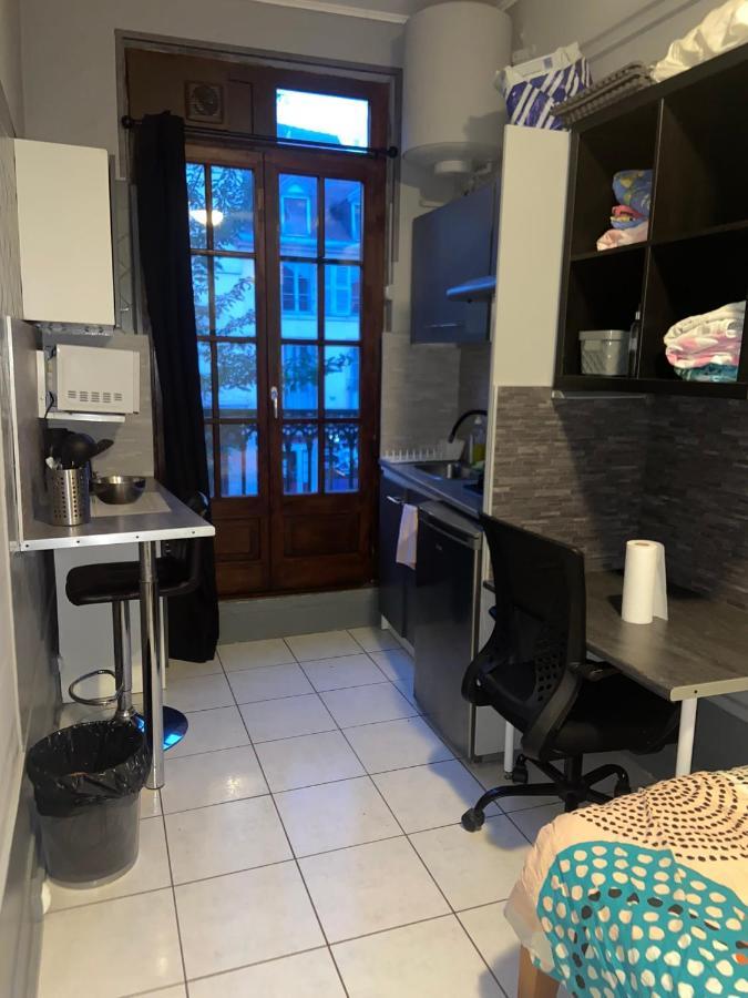 Emplacement Ideal : Studio Au Coeur De Dijon Disponible En Location Apartment Exterior photo